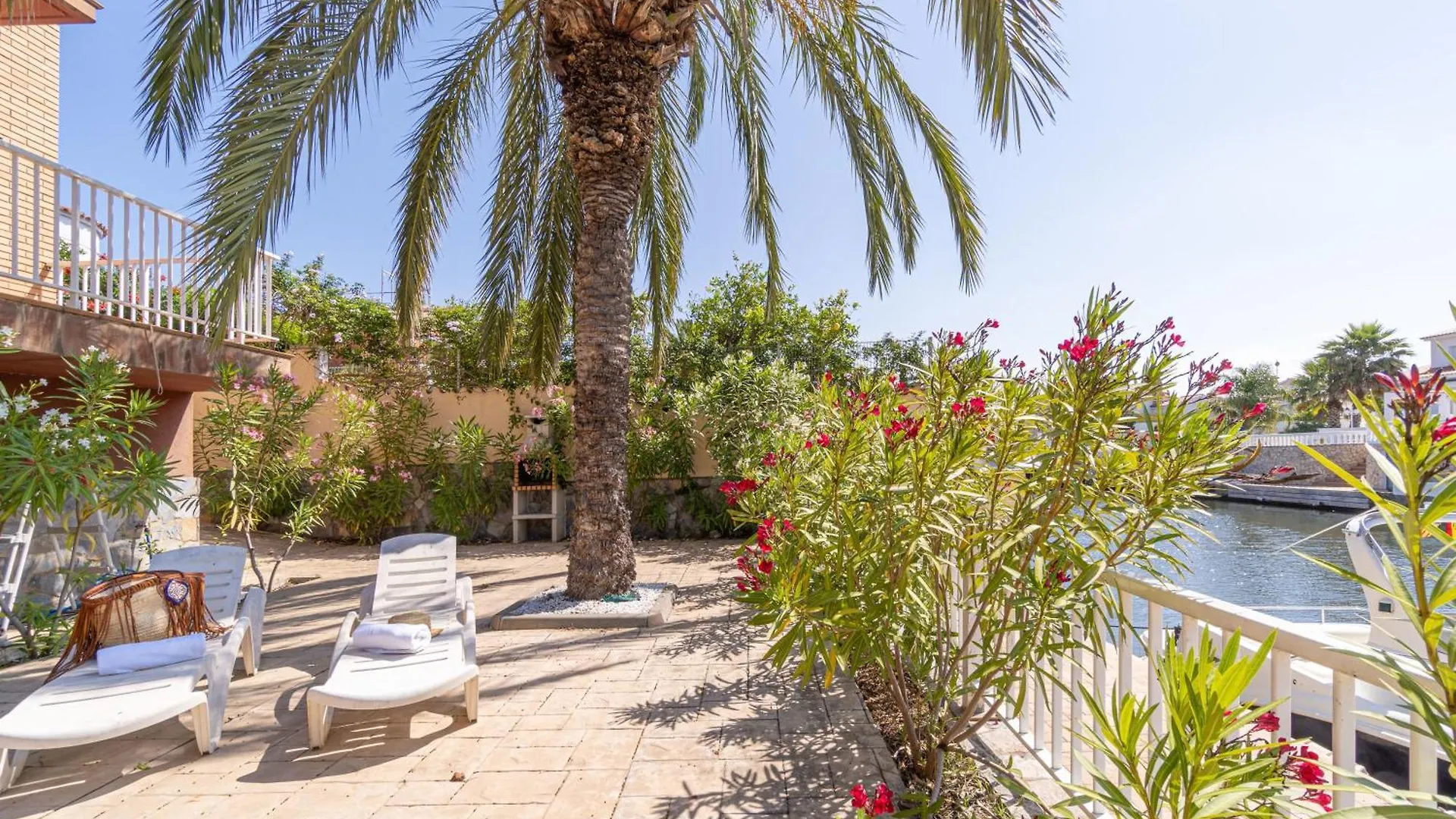 Jouvacations Villa 2 Freser Empuriabrava
