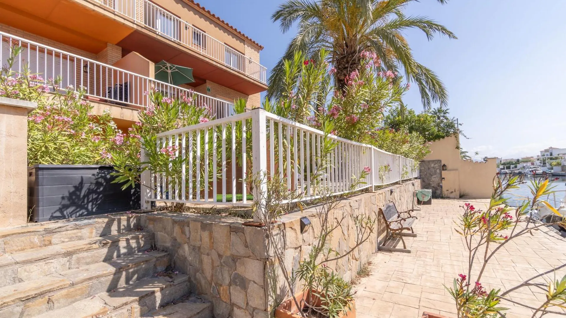 Jouvacations Villa 2 Freser Empuriabrava
